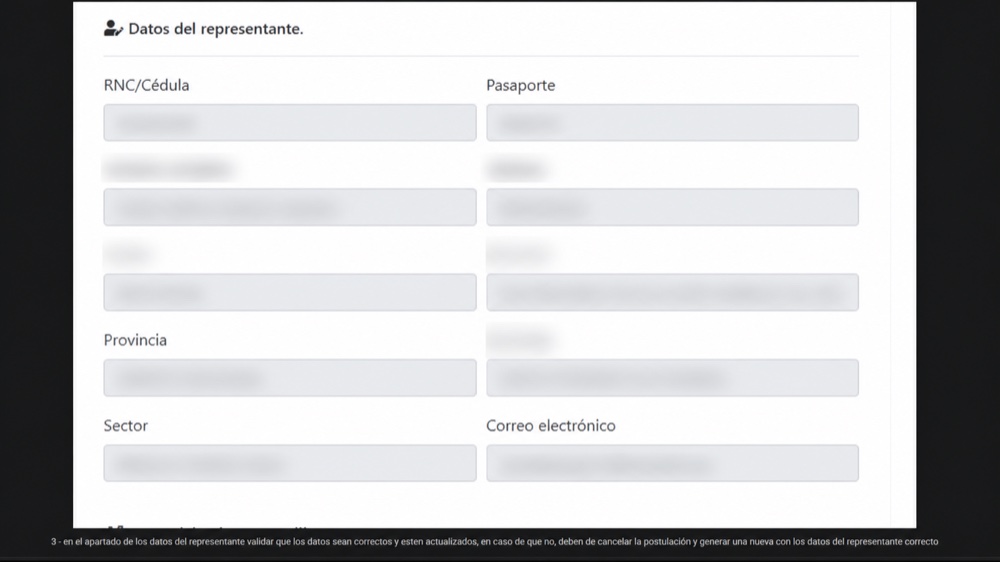Sección Datos del representante dentro del estado de postulación, con datos personales difuminados